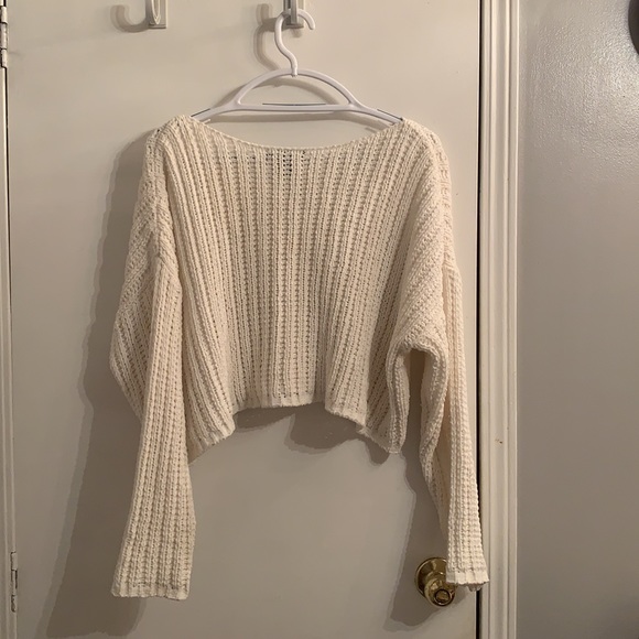 Forever 21 Cropped Sweater - Picture 3 of 4